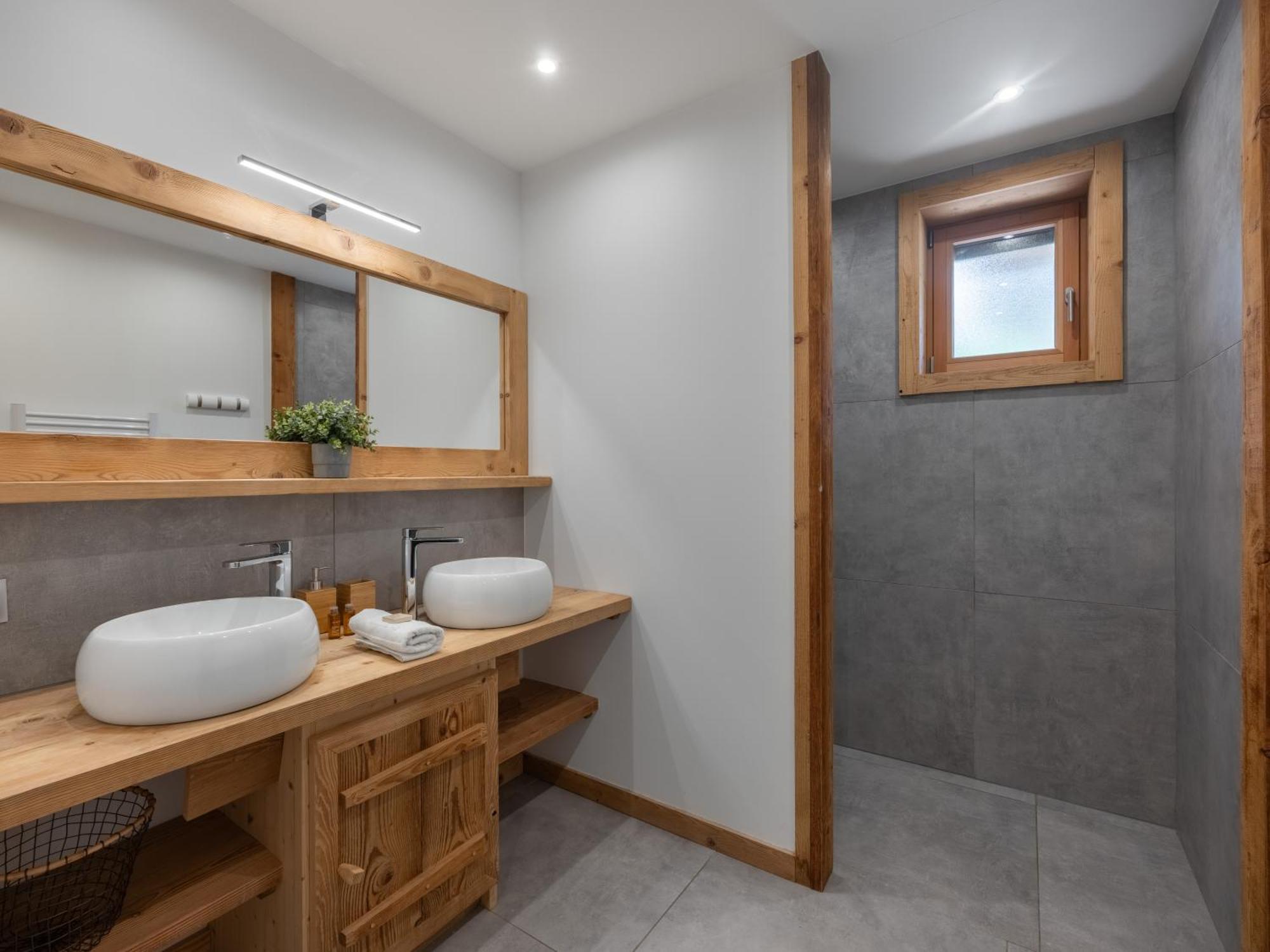 Chalet 1100 - Bo Immobilier Chatel - A Mi-Chemin Du Centre Et Du Linga - Jacuzzi Sauna Et Cheminee Bagian luar foto